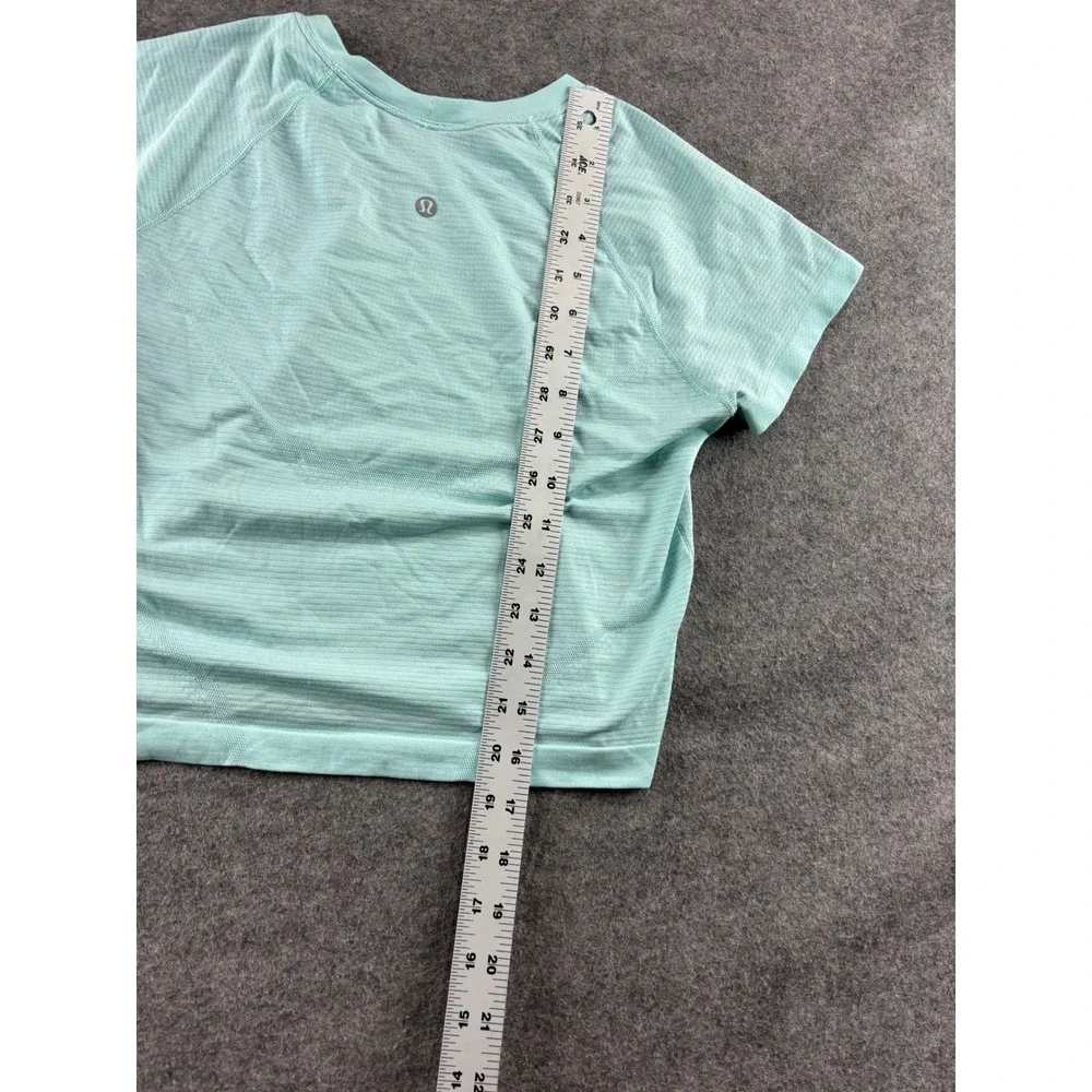 Lululemon Swiftly Tech Short Sleeve 2.0 Crop Mint Green Size 8 Gym Running Yoga